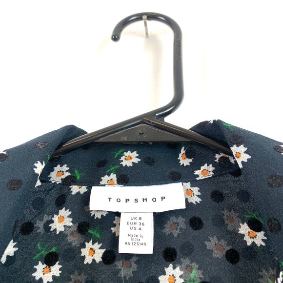 NWT Topshop Flock Daisy Floral Button Front Semi Sheer Blouse Black Size 4 - Picture 4 of 7